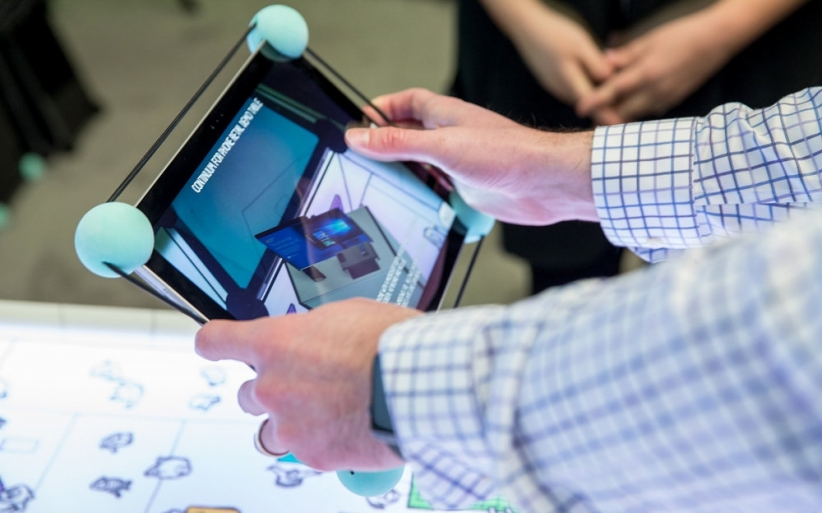 Microsoft retail experience center tablet
